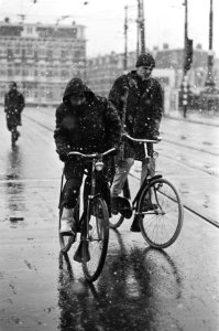 Fietsers in Amsterdam, Bestanddeelnr 932-4640