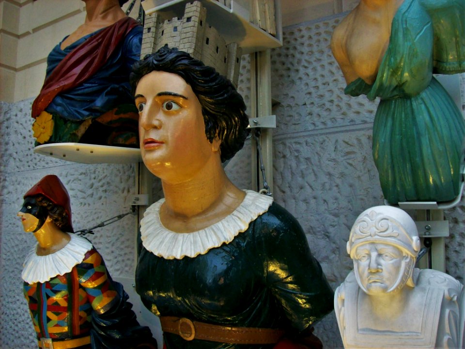 Figureheads, Greenwich