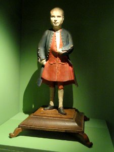 Figurine of Captain Carl Jacob Cronstedt (1714-1769) of Sweden, Canton, 1750s - Museum of Cultures (Helsinki) - DSC04997