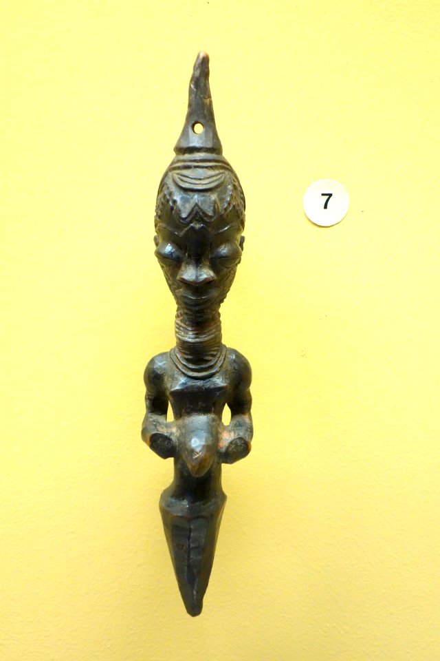 Figurine for fertility in the bwanga bwa cibola cult - Lulua - Royal Museum for Central Africa - DSC06297