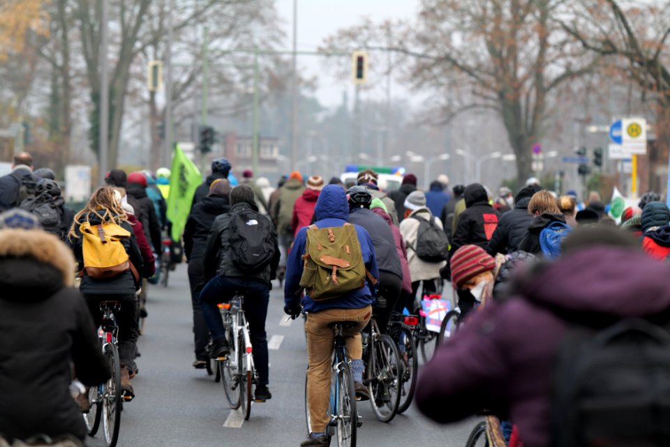 Fife years Paris agreement bicycle demonstration Berlin 2020-12-12 39