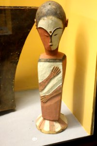 Figurine (inungu) used in nkumi initiation - Tetela - Royal Museum for Central Africa - DSC06019