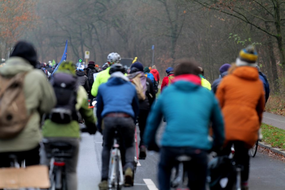 Fife years Paris agreement bicycle demonstration Berlin 2020-12-12 42