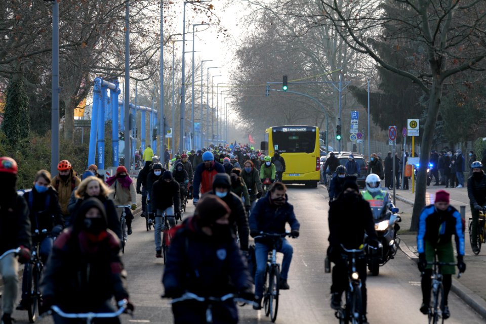 Fife years Paris agreement bicycle demonstration Berlin 2020-12-12 209