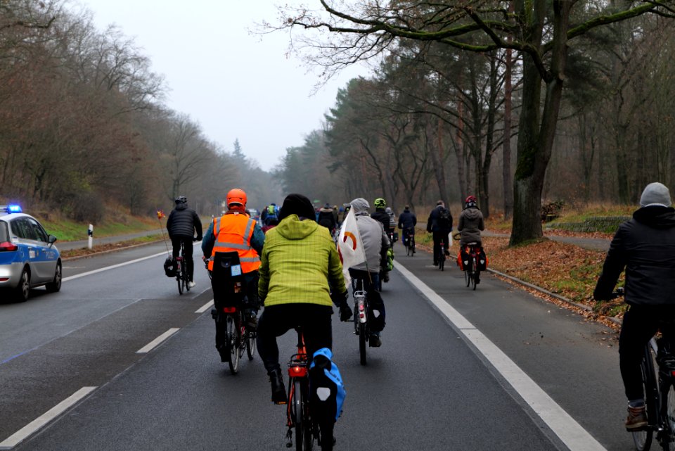 Fife years Paris agreement bicycle demonstration Berlin 2020-12-12 21