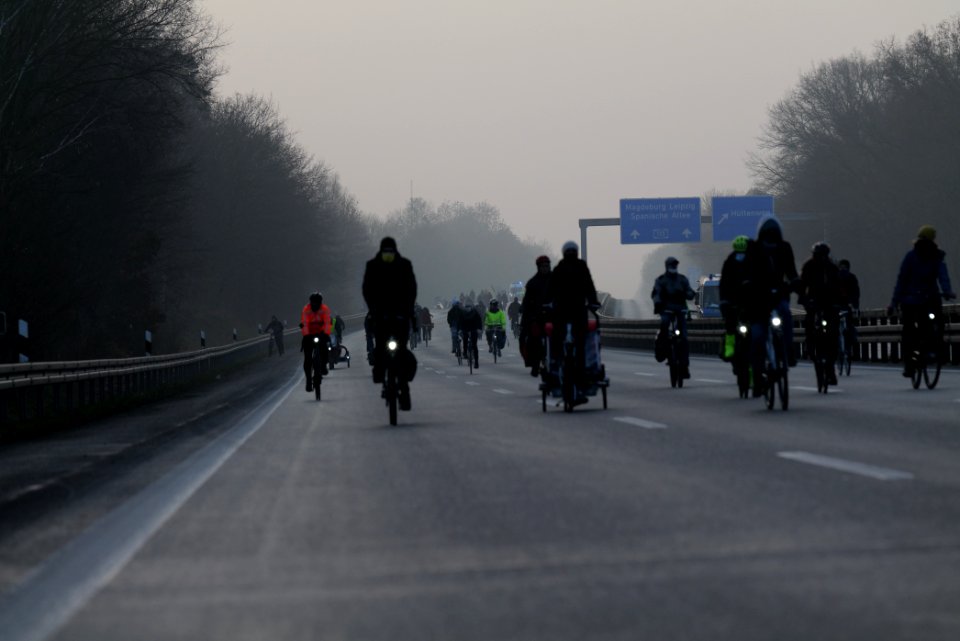 Fife years Paris agreement bicycle demonstration Berlin 2020-12-12 148