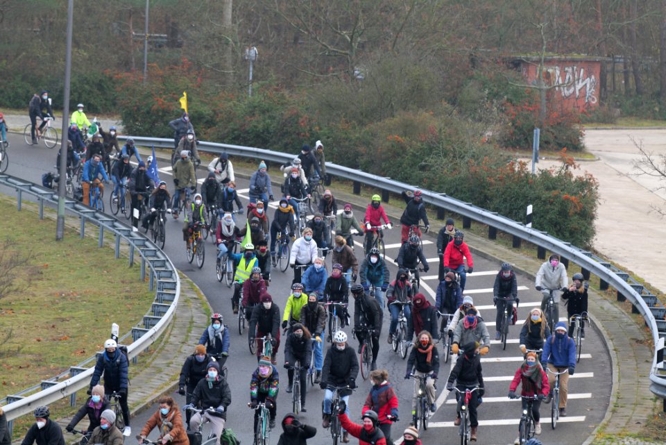 Fife years Paris agreement bicycle demonstration Berlin 2020-12-12 64