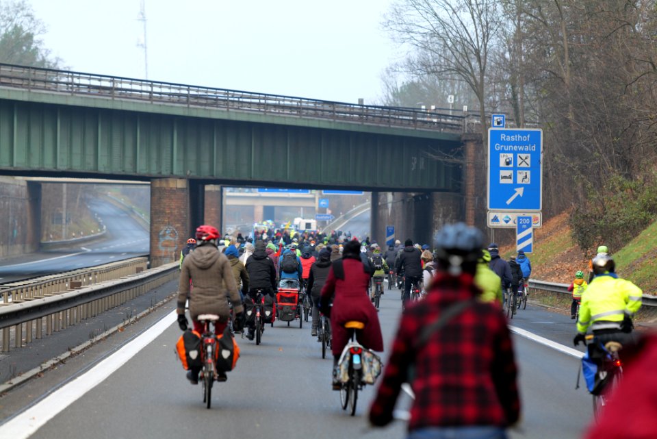 Fife years Paris agreement bicycle demonstration Berlin 2020-12-12 74