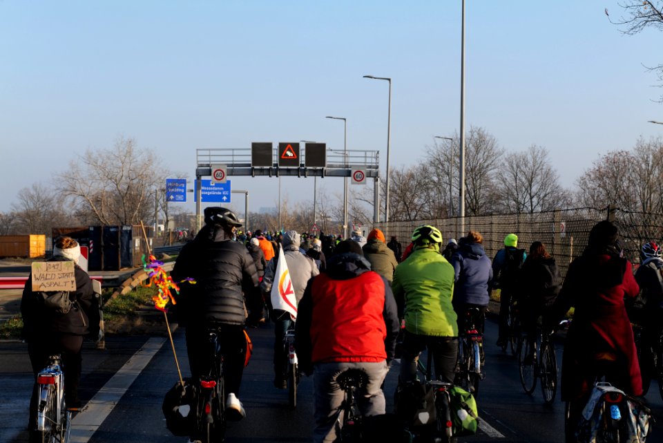 Fife years Paris agreement bicycle demonstration Berlin 2020-12-12 179