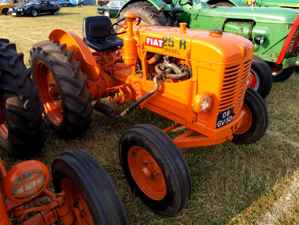 Fiat 25R with other exhaust pipe