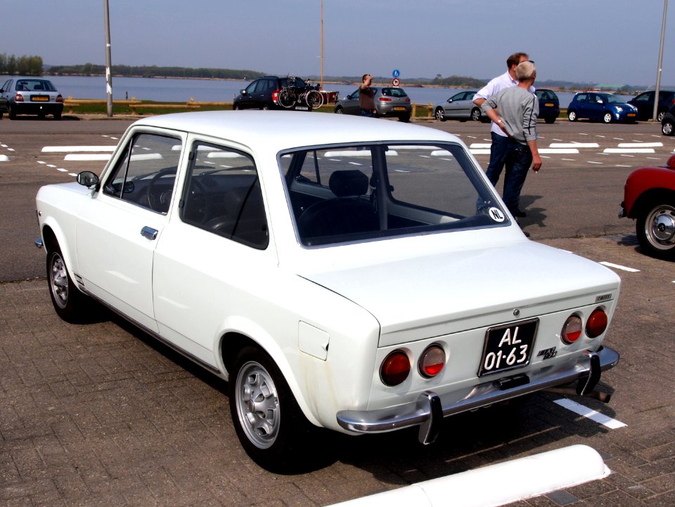 Fiat 128 Rally (1971), Dutch licence registration AL-01-63 pic4