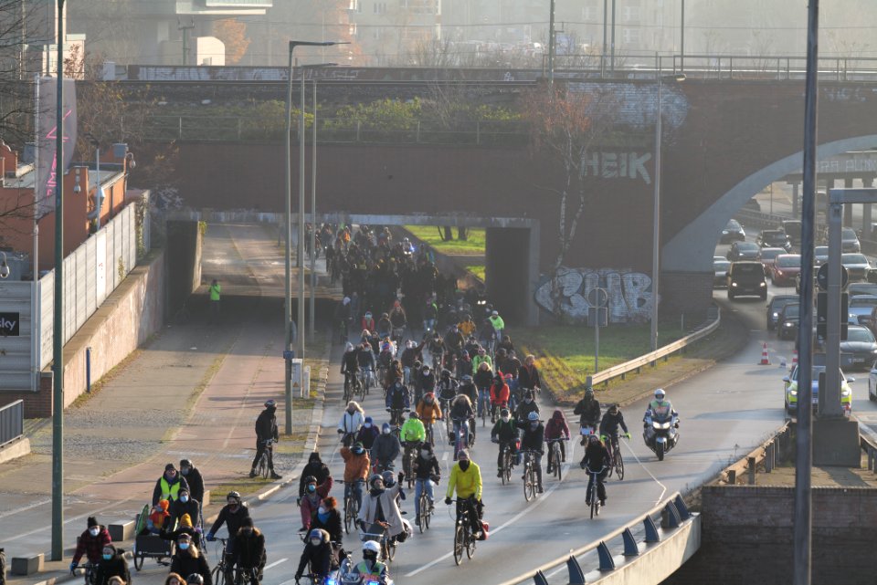Fife years Paris agreement bicycle demonstration Berlin 2020-12-12 187