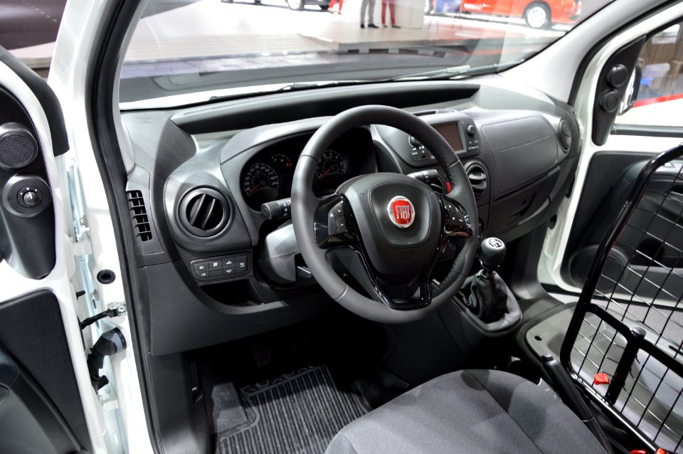Fiat Fiorino 2016 Kastenwagen driver