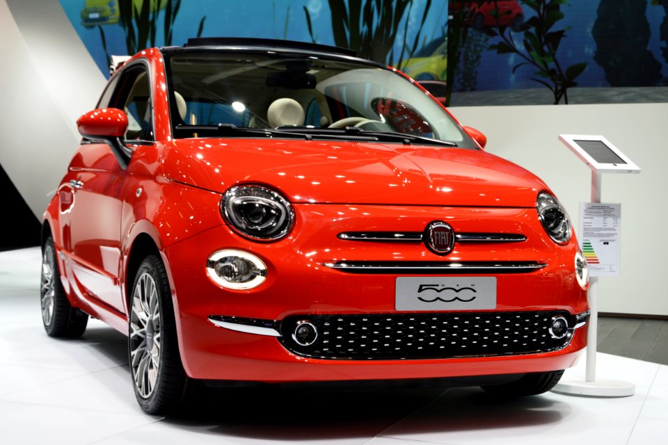 Fiat 500 C Lounge at IAA 2015. Spielvogel 2