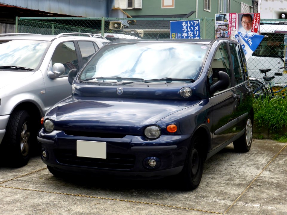 FIAT Multipla (2nd generation,first-harlf type) front