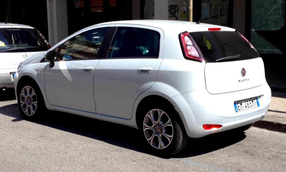 Fiat Punto 2012 5door rear