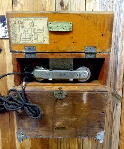 Field telephone, Western Electric 330 E, circa 1903 - Northeast States Civilian Conservation Corps Museum - Shenipsit State Forest - Stafford Springs, Connecticut - DSC04289