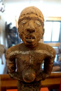 Figure, Kongo, Congo River area, northeastern Angola, c. 1860, wood, metal, leather, vegetable fiber, shell inlay - Redpath Museum - McGill University - Montreal, Canada - DSC08252
