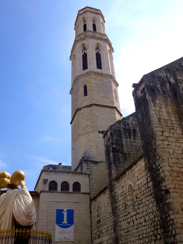 Figueres - Iglesia de Sant Pere 41