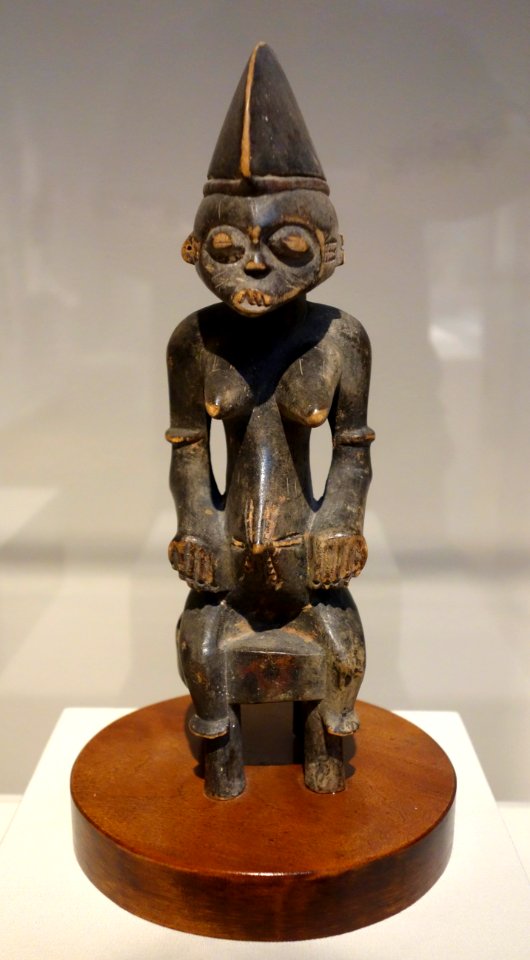 Figure for Champion Cultivator Staff, Cote d'Ivoire, Senufo people, early 20th century, wood - Chazen Museum of Art - DSC01772