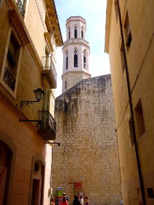 Figueres - Iglesia de Sant Pere 01