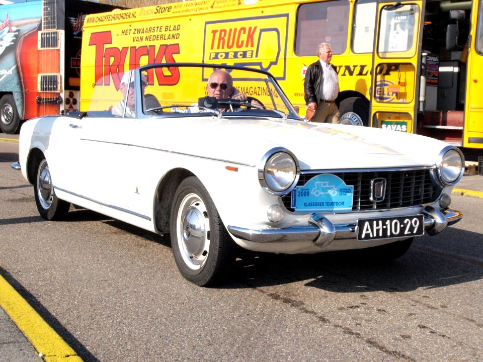 Fiat 1500 Spider AH-10-29