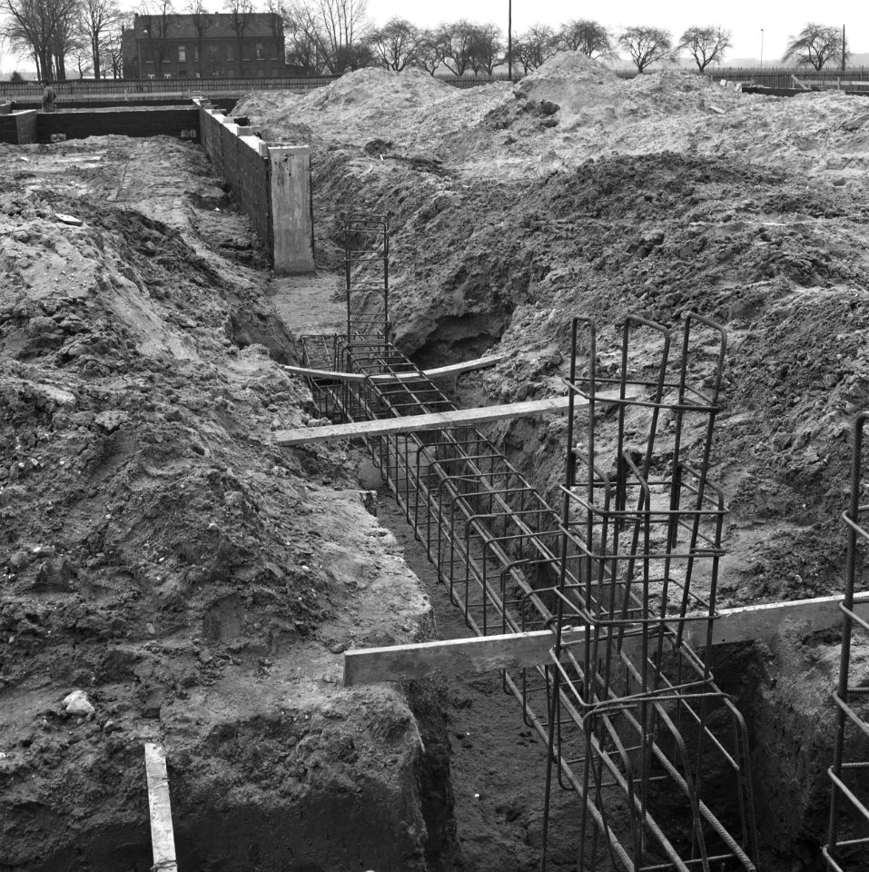 Fundering sporthal te Xanten (Duitsland), Bestanddeelnr 167-0274