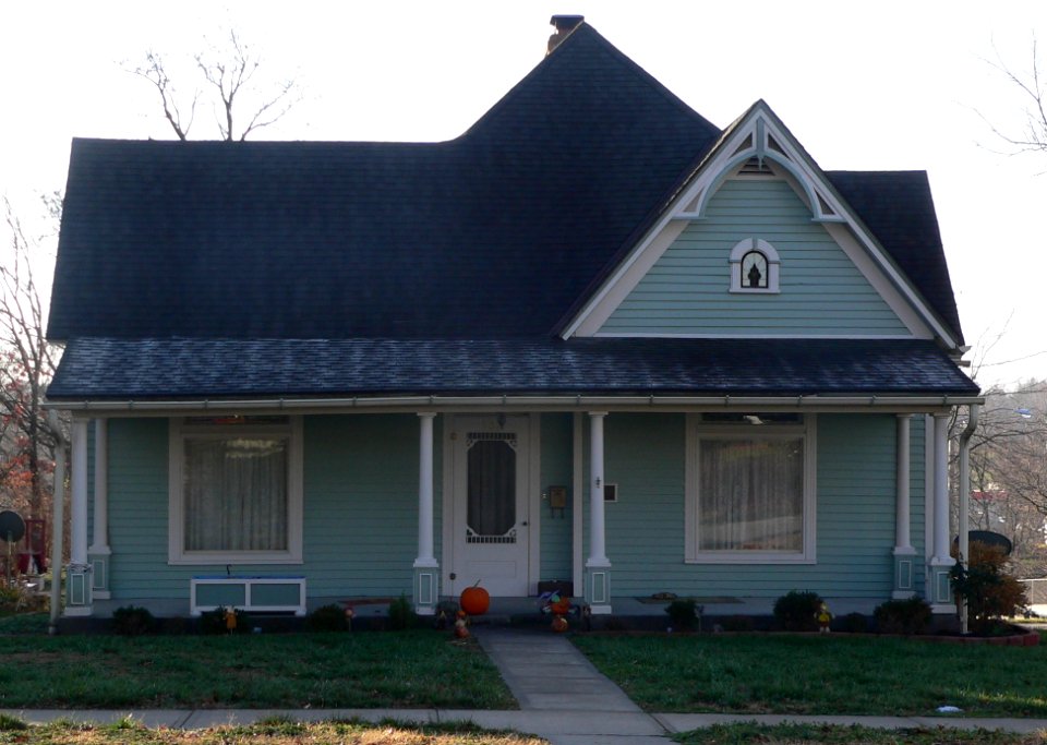 Fulton, Missouri 302 E 5th St from N 1