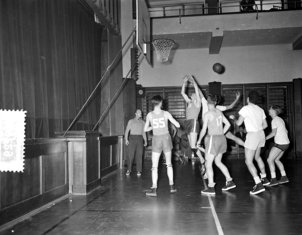 FSS-sporttoernooi Amsterdam basketbal Nederland tegen Amerika, Bestanddeelnr 906-9229