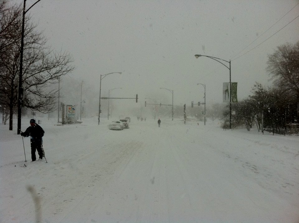 Fullerton Ave by the Zoo Feb 2 2011 storm