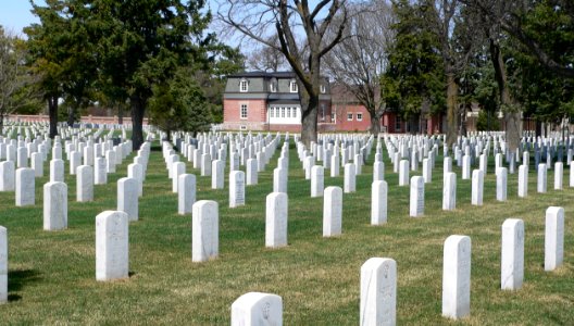 Ft. McPherson National Cemetery headstones and lodge 3