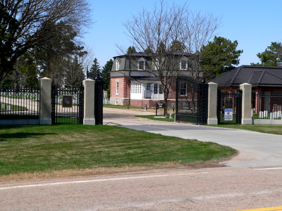 Ft. McPherson National Cemetery gate and lodge