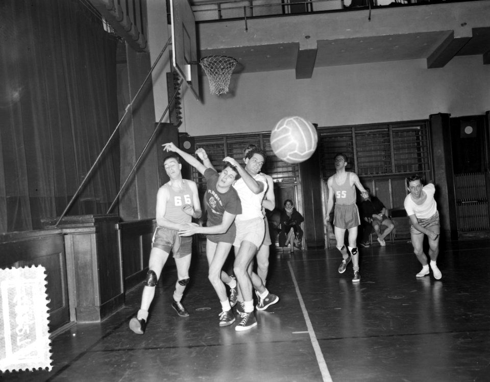 FSS-sporttoernooi Amsterdam basketbal Nederland tegen Amerika, Bestanddeelnr 906-9227