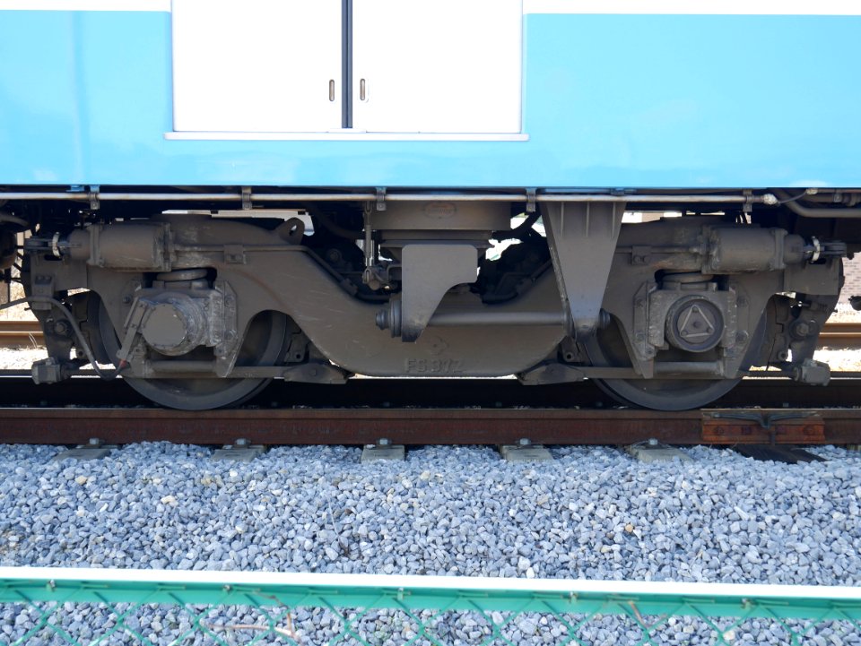 FS372 bogie truck on Ohimi 1101 Yokaichi 20201014
