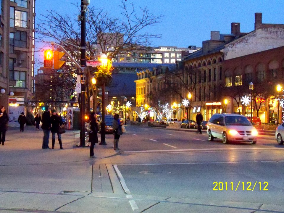 Front Street, east of Church, Toronto -e