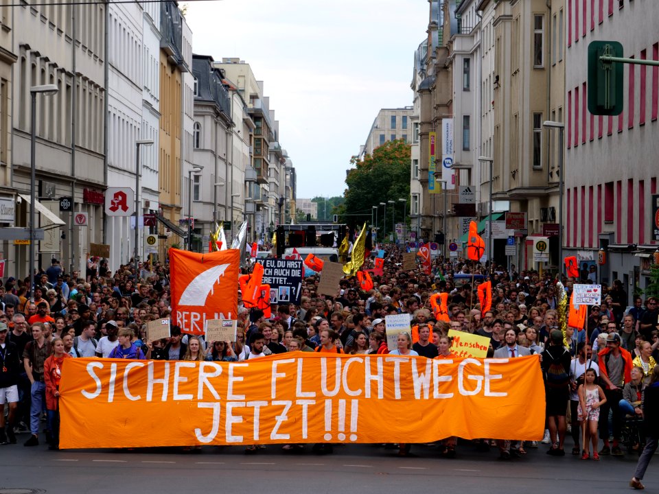 Front of the Seebrücke demonstration Berlin 06-07-2019 40