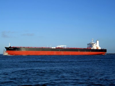 Front Shanghai p5 leaving Port of Rotterdam, Holland 29-Nov-2006