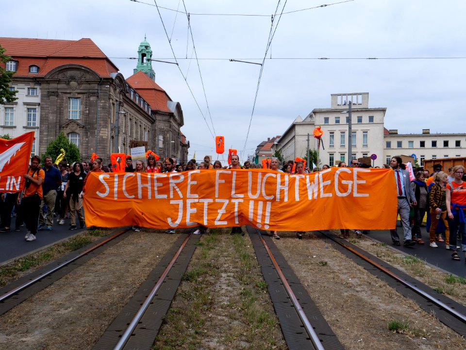 Front of the Seebrücke demonstration Berlin 06-07-2019 59