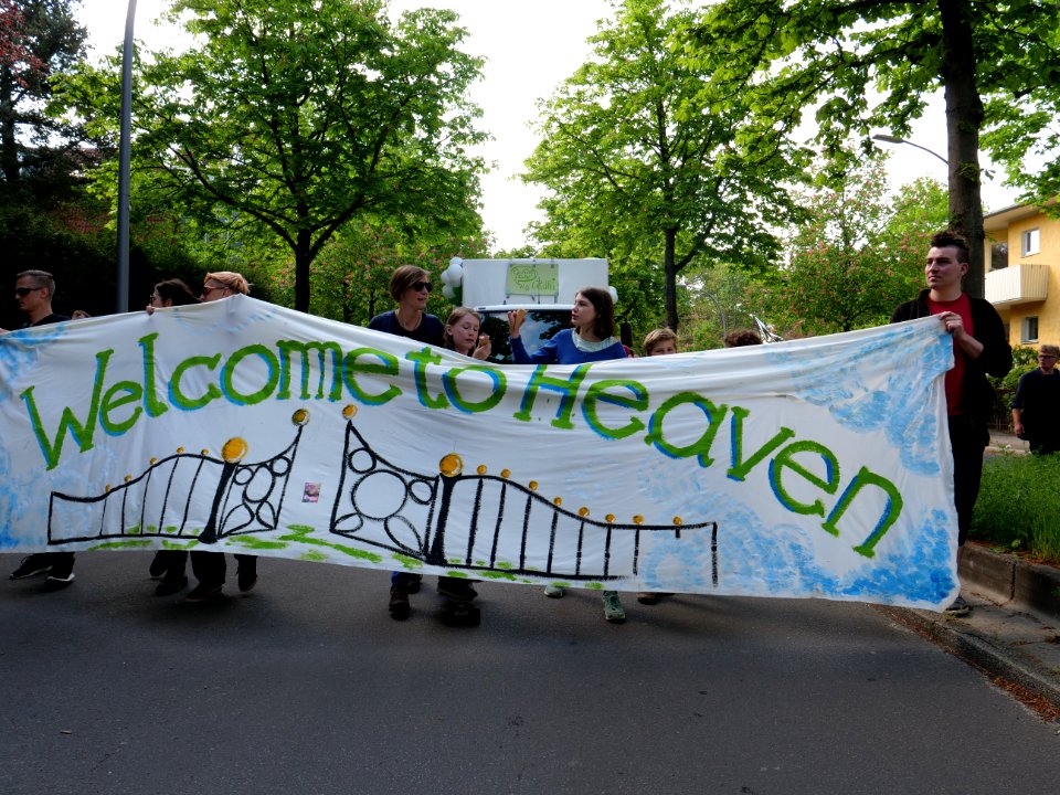 Front banner of the 1st may demonstration Grunewald 2019 12