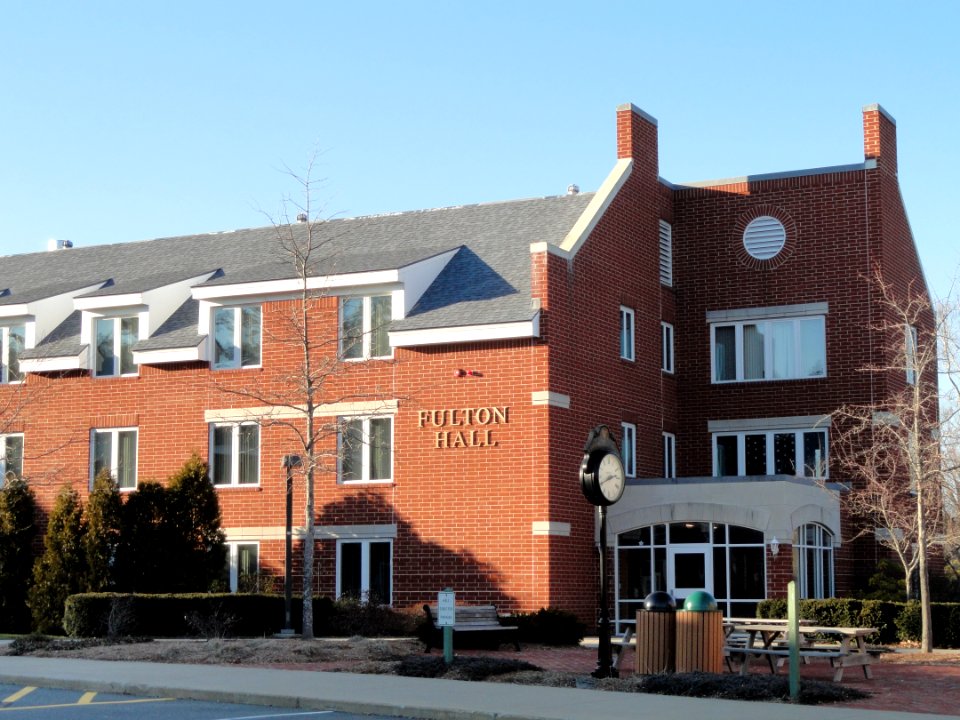 Fulton Hall - Gordon College - DSC02666
