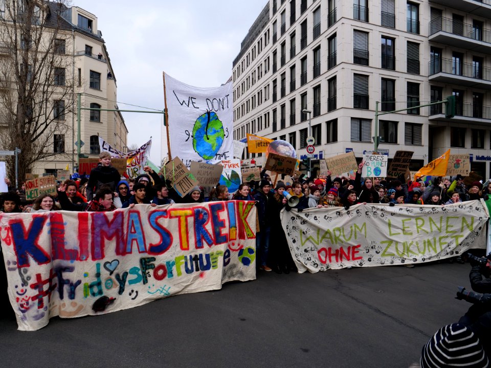Front banner of the FridaysForFuture Demonstration 25-01-2019 Berlin 24