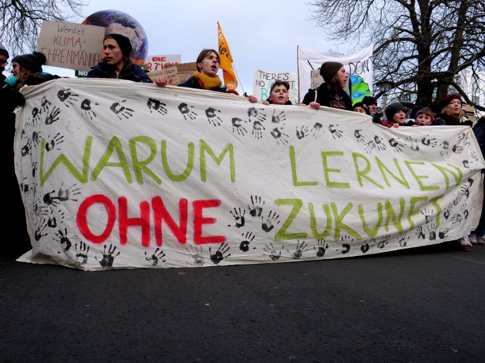 Front banner of the FridaysForFuture Demonstration 25-01-2019 Berlin 05