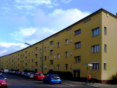 Fritz-Reuter-Allee 75-95 (Berlin-Britz)