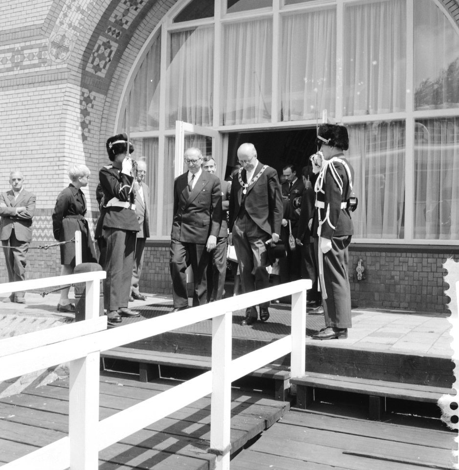 Frondiri in Rotterdam, bij de Roei en zeilvereniging De Maas, Bestanddeelnr 911-3899
