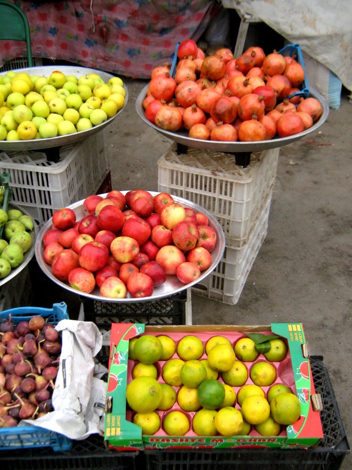 Fruit Bazzar - Front of Red crescent building - Panjrah - Nishapur 13