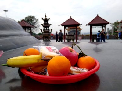 Fruit offerings at Fenghuang Mountain 2