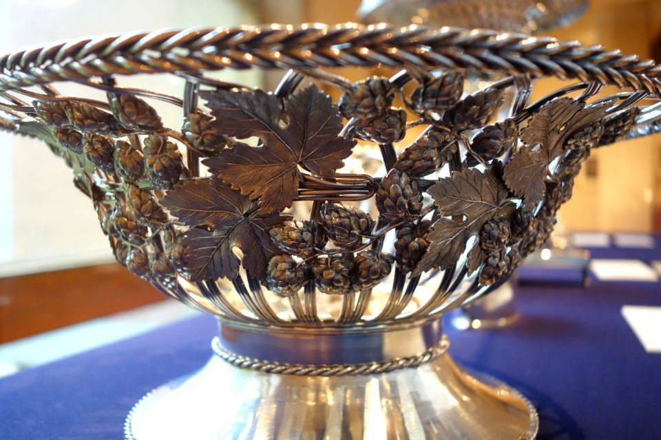 Fruit Bowl, view 2, Paul Storr, British, 1714-1715, silver - Huntington Museum of Art - DSC05367