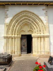 Froville (M-et-M) Prieuré, église portail