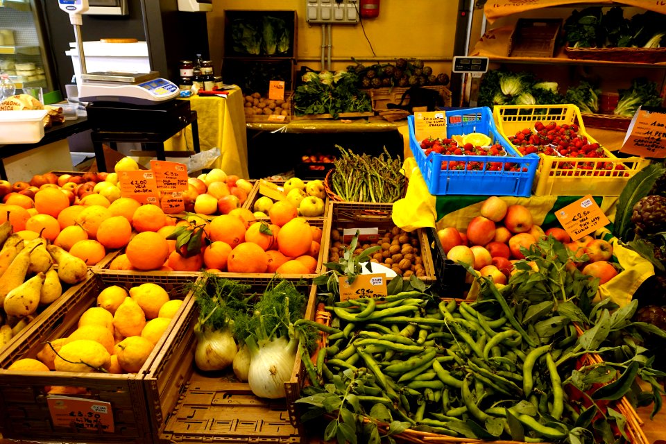 Fruits and vegetables - Mercato Campagna Amica al Circo Massimo - Rome, Italy - DSC01315