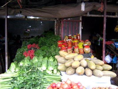 Fruit Bazzar - Front of Red crescent building - Panjrah - Nishapur 26